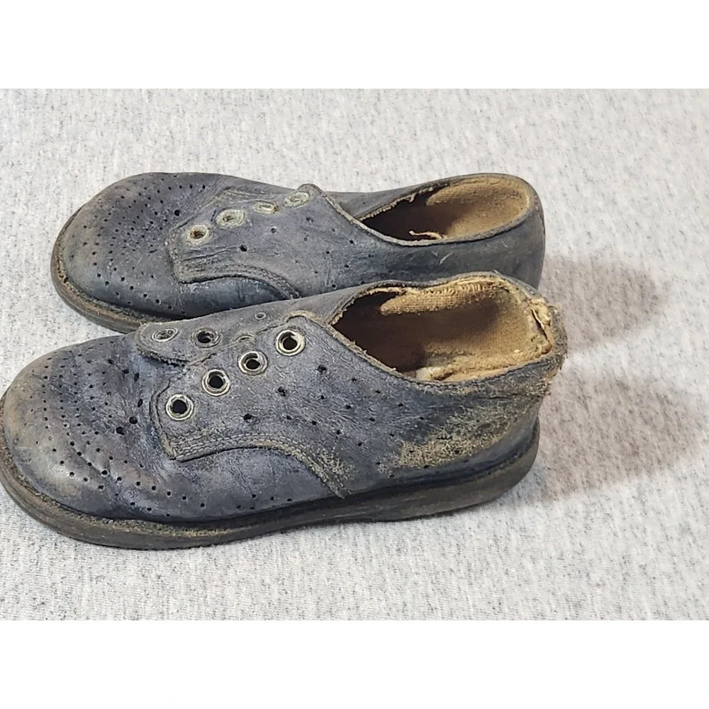Unbranded Antique Baby Shoes Unisex Kids 4.5in black Leather Perforated Sole
